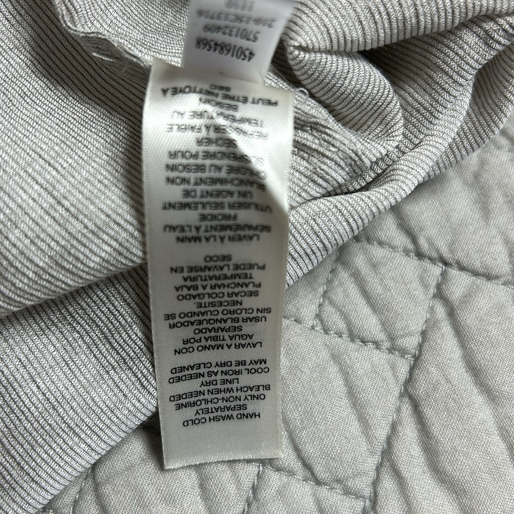 Chico’s Grey Linen-Look Tie Front Button-Up Shirt Sz 3 (XL) - Picture 6 of 10